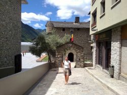 andorra_la_vella.jpg andorra_la_vella.jpg