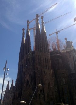 sagrada_familia1.jpg